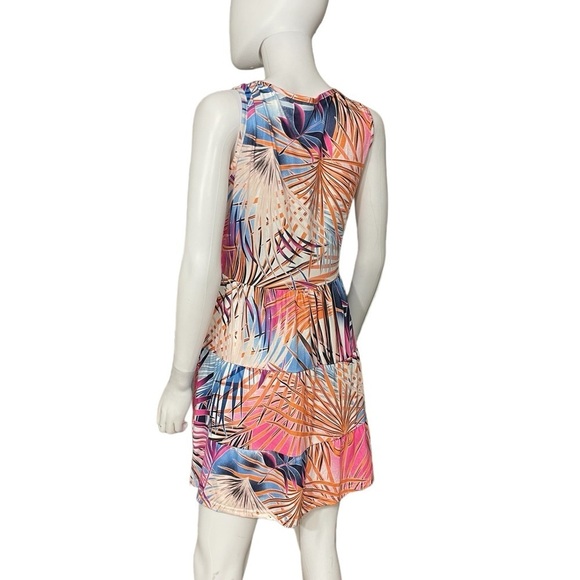 Sleeveless Colorful Button Down Dress
New - Picture 4 of 9